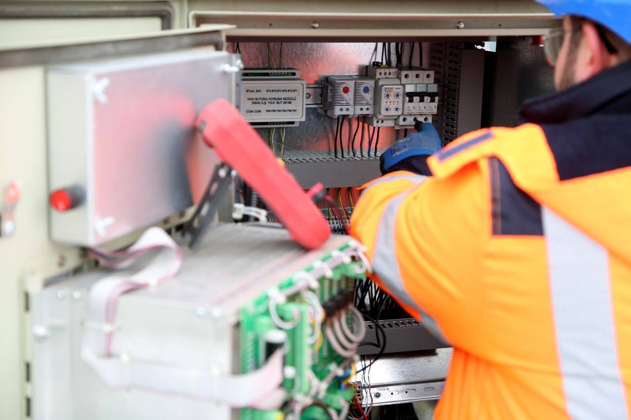 Electrician - Fly in/Fly out (FIFO) — Edmonton, Alberta